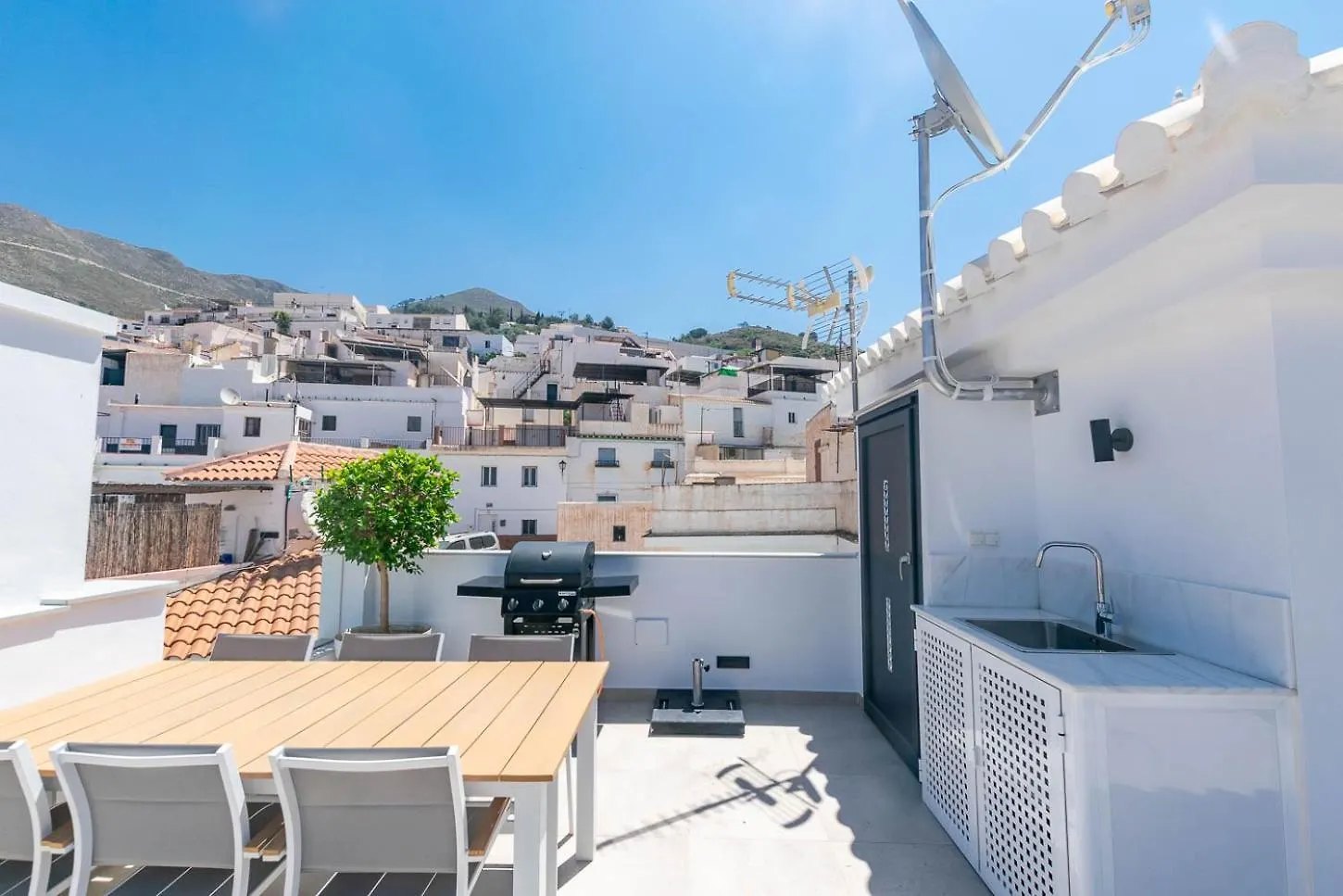 Luxury Apartment In Competa
